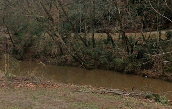 Man Found Dead in Buckhead Creek as Atlanta Police Investigate Unexplained Death and Transit Delays Near Howell Mill Road