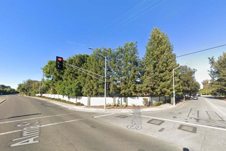 Man in Fifties Dies in Solo Vehicle Crash on San Antonio Road, Palo Alto Police Investigating