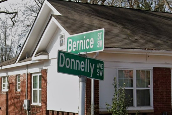 Man Wounded in Nighttime Shooting on Donnelly Avenue in Atlanta, Police Seek Leads