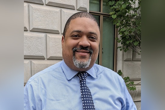 Manhattan DA Alvin Bragg Secures Democratic Nomination Amid High-Profile Cases and Reform Agenda