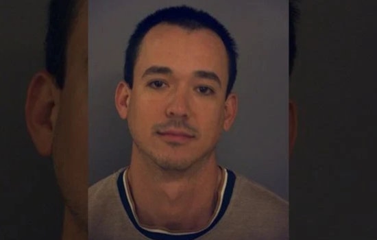 Manuel Reyes Accused of Robbing East El Paso Subway in Pink Dress and High Heels