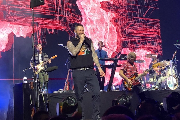 Maroon 5 Announces Phoenix Concert in October as Part of U.S. Tour Featuring New Album "Love Is Like"