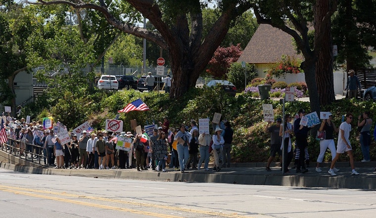 Massive 'No Kings' Rallies Flood Knoxville Streets as Thousands Protest Trump's Alleged Authoritarianism