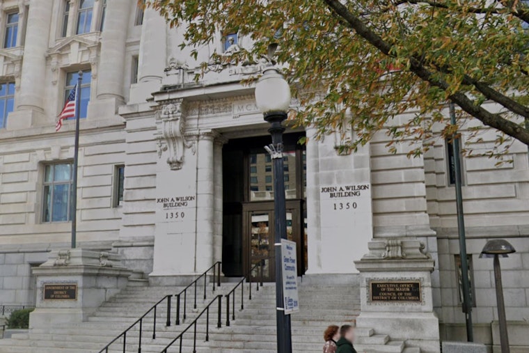 Mayor Muriel Bowser Launches Upgraded Public Safety Communications Center in Washington D.C.