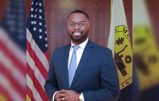 Memphis Mayor and Tennessee Representatives Debate Environmental Impact of Elon Musk's xAI Gas Turbine Expansion