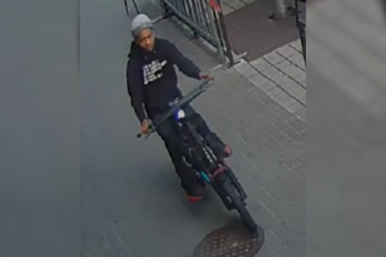 Metropolitan Police Seek Public's Help to Apprehend Suspect in Southeast D.C. Armed Robbery