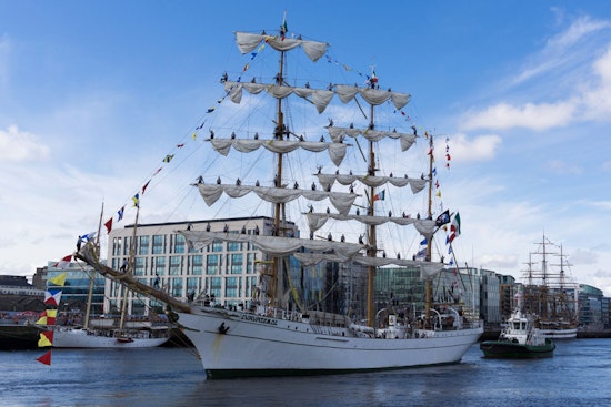 Mexican Navy's Training Ship Relocated for Repairs After Fatal Brooklyn Bridge Collision