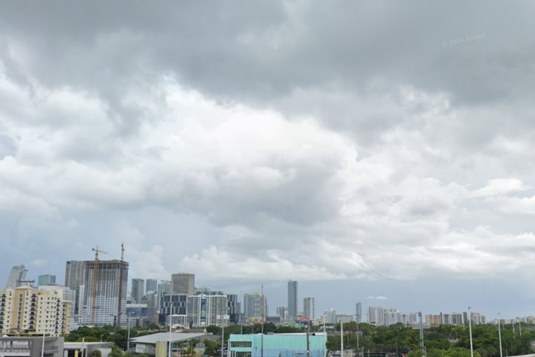 Miami Braces for Increased Showers and Thunderstorms with 70% Chance of Rain Forecasted Towards Week's End