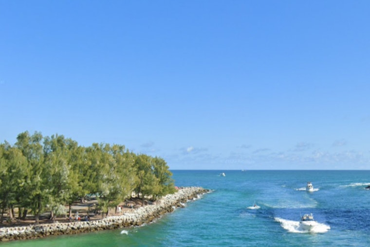 Miami-Dade Fire Rescue Responds to Capsized Boats Off Miami Beach and Near Haulover Inlet