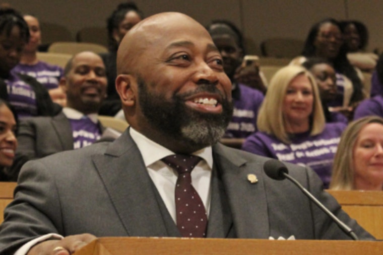 Mike Bryant Sworn In as Mecklenburg County's New Manager, Pledges Collaborative Governance and Strategic Priorities