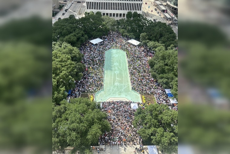 Millions March in "No Kings" Day of Defiance Across U.S. Cities, Challenging Trump's Authoritarian Tilt