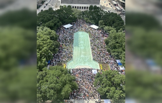 Millions March in "No Kings" Day of Defiance Across U.S. Cities, Challenging Trump's Authoritarian Tilt