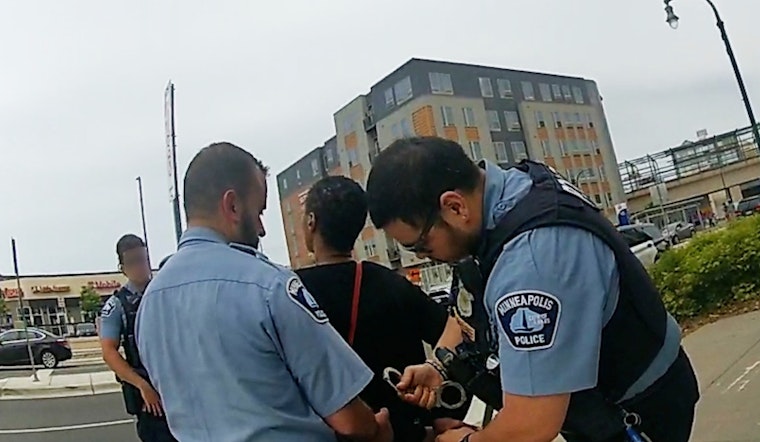 Minneapolis Police Successfully Defuse Armed Encounter Using De-escalation Tactics