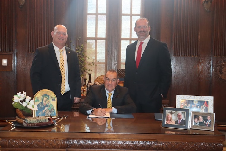 Missouri Governor Mike Kehoe Signs Legislation Approving $100 Million for St. Louis Tornado Recovery and Backing the Future of Kansas City Sports Teams