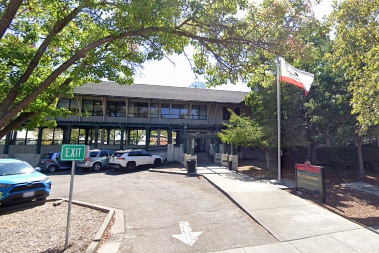 Napa Police Initiate Homicide Probe After Woman Found Deceased, Suspect Sought