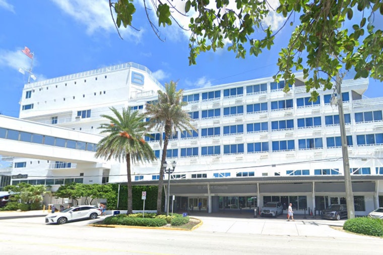 Near-Drowning at Fort Lauderdale Beach as Child Father and Good Samaritan Hospitalized After Rescue