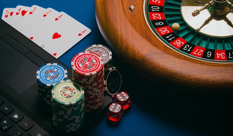 New Transaction Fee Hits Illinois Sports Bettors as FanDuel Reacts to State Tax Changes