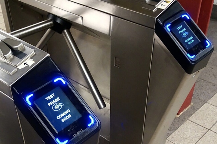 New York Commuters Frustrated by Multiple Charges and Glitches in OMNY Fare Payment System