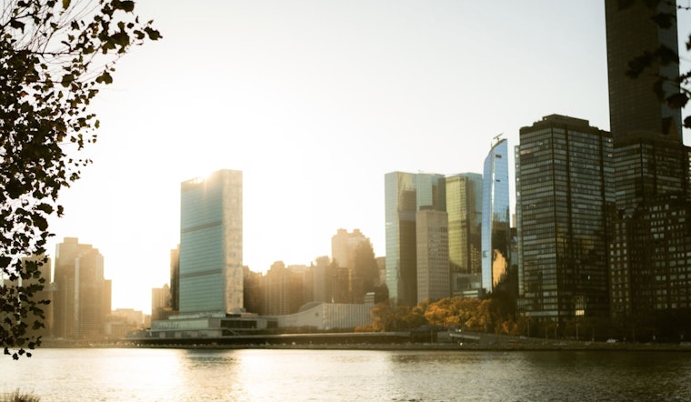 New York Weather Outlook Shows Sunny Days with Potential Showers Across Boroughs