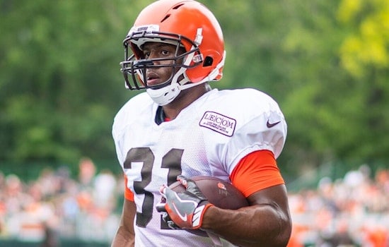 Nick Chubb Bids Emotional Farewell to Cleveland Browns, Prepares for New Chapter with Houston Texans