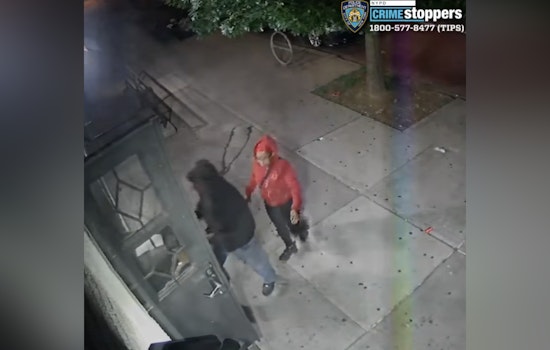 NYPD Seeks Public Help to Locate Suspect in Fatal Bronx Stabbing Incident