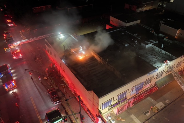 Oakland Firefighters Quickly Contain 2-Alarm Blaze on International Blvd, No Injuries Reported