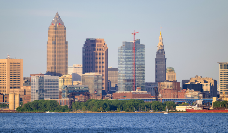 Ohio Braces for Mixed Weather Weekend: Showers and Heatwave in Forecast