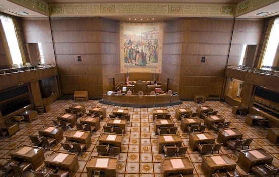 Oregon House Democrats Pass Gun Control Bill Targeting Rapid-Fire Activators to Enhance Community Safety