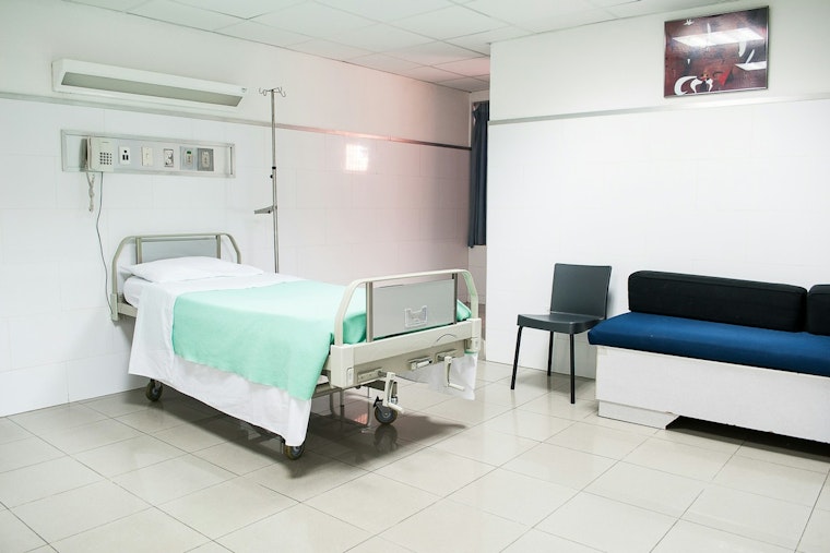 Oregon Senate Passes Bill to Ease Hospital Discharges, Extend Post-Hospital Care Benefits