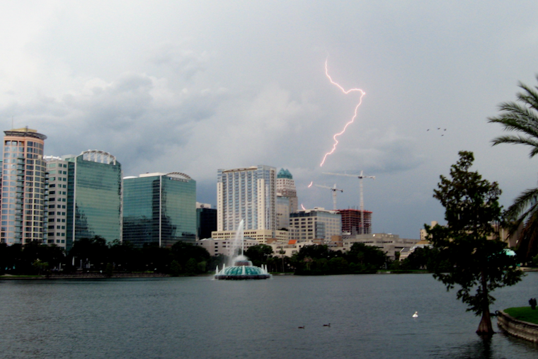Orlando Braces for Heavy Rain and Thunderstorms, Saharan Dust May Affect Air Quality
