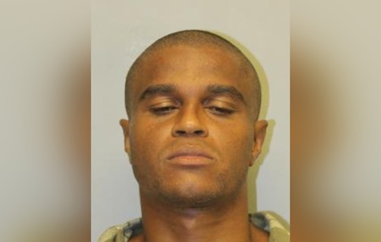 Pāhoa Man Arrested After Attempted Water Escape in Hilo Bay Following Robbery Complaint
