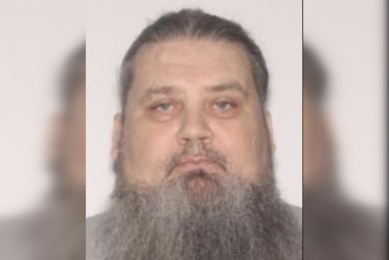 Pasco County Sheriff's Office Seeks Public's Help in Locating Missing Man Michael Glassford in Holiday Region
