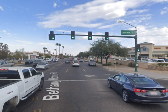 Phoenix Police Seek Public's Aid to Apprehend Armed Robbery Suspect Near 19th Ave and Bethany Home Road