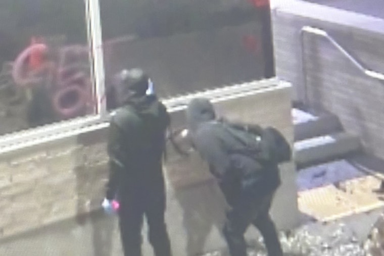 Portland Police Maintain Order Amid Weekend ICE Protests, No Arrests During Obstruction Removal