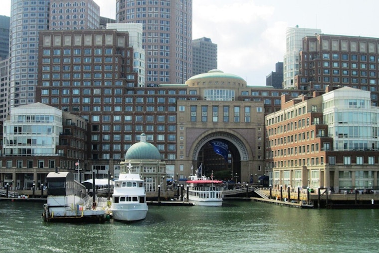 Quick-Thinking Bystanders and Local Heroes Spearhead Dual Water Rescues in Boston