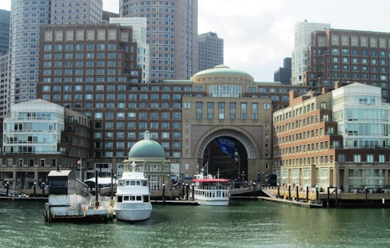 Quick-Thinking Bystanders and Local Heroes Spearhead Dual Water Rescues in Boston