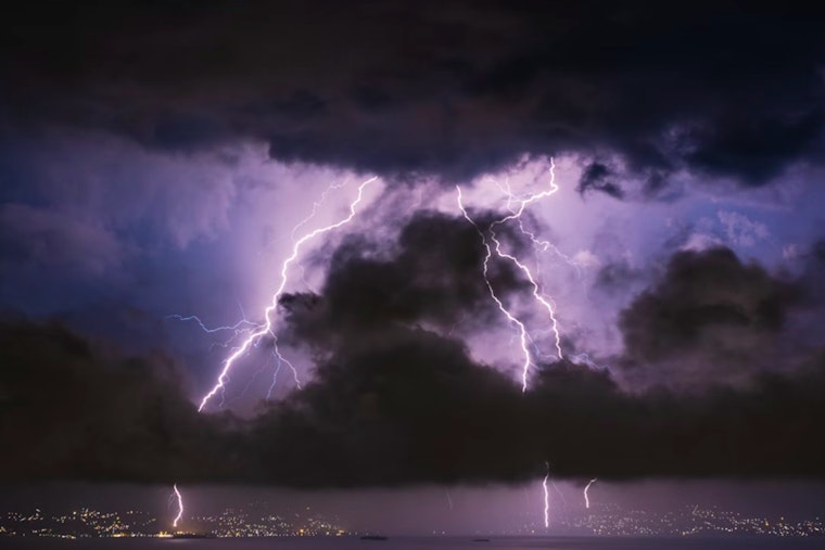 Raleigh Braces for Thunderstorms as NWS Issues Hazardous Weather Outlook for Central North Carolina