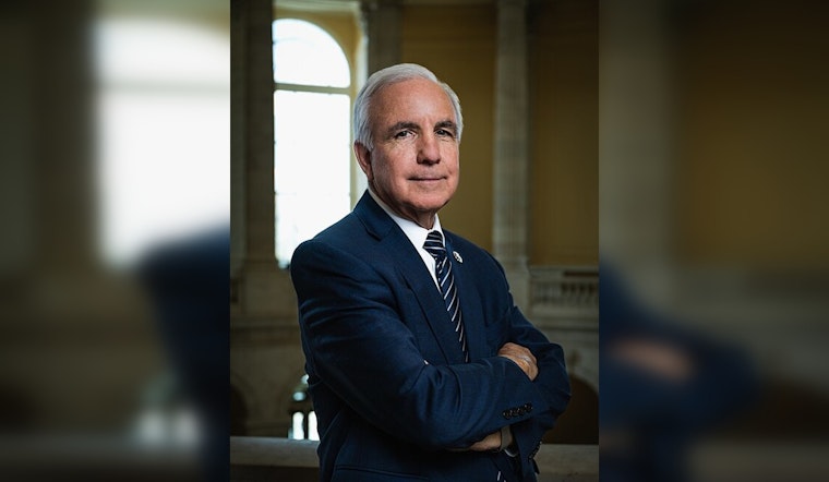 Rep. Carlos Gimenez Inspects Krome Detention Center Amid Scrutiny Over Detainee Treatment in Miami-Dade
