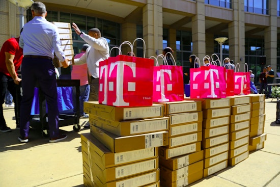 Sacramento City's Initiative Bridges Digital Divide with 200 Tech Kits for Community and Students