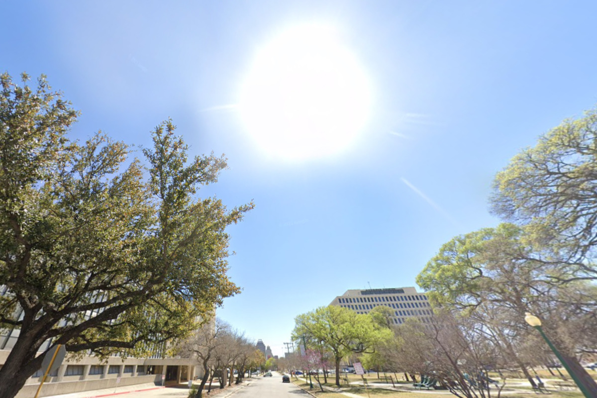 San Antonio Braces for Sweltering Summer Days Ahead with Mid-90s