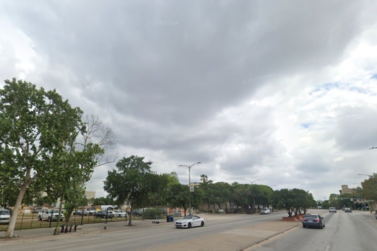 San Antonio to Endure Sizzling Heat Wave with Intermittent Storms, Says National Weather Service