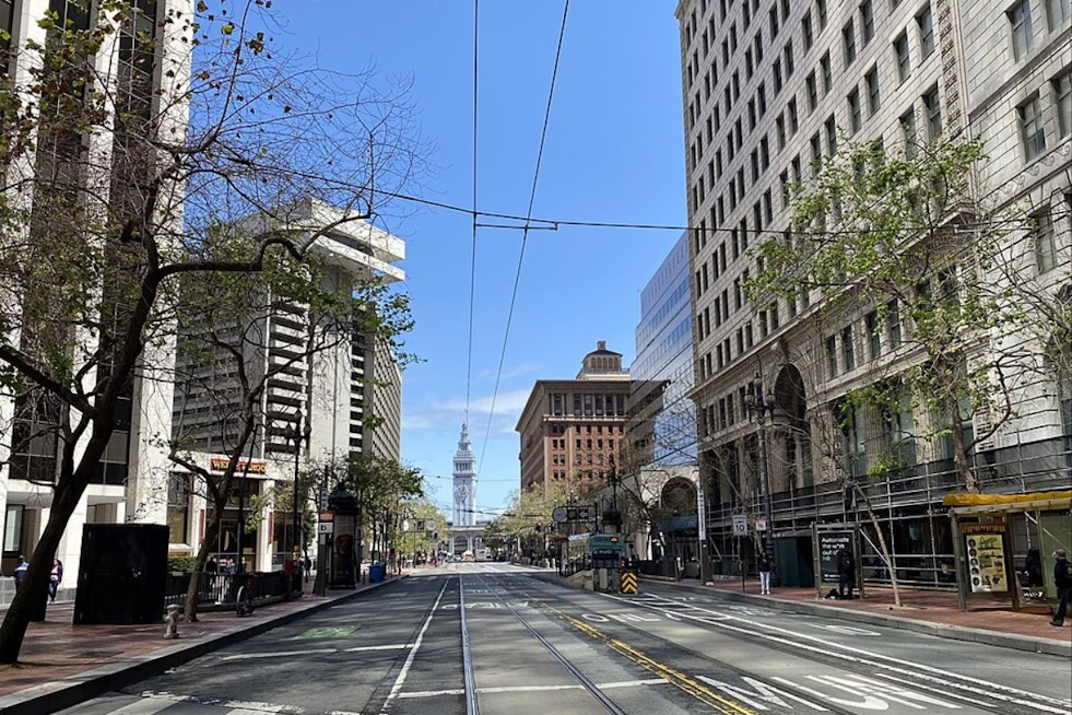 San Francisco's Office Vacancy Rate Drops Significantly, AI Firms Drive Leasing Surge