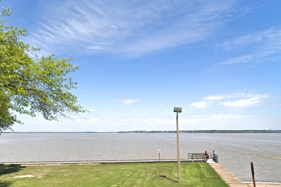 Search Efforts Intensify for Missing 20-Year-Old Woman After Jet Ski Accident on Lake Houston