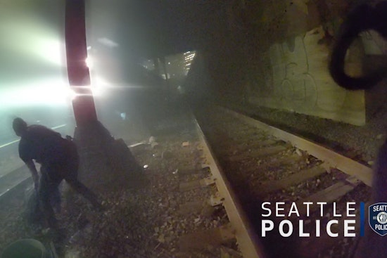 Seattle Officer Edward Grimmer Honored with Carnegie Medal for Heroic Train Rescue