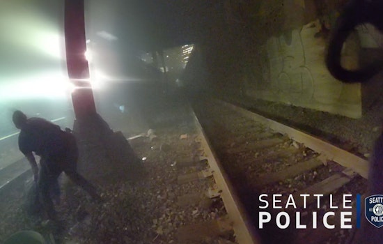 Seattle Officer Edward Grimmer Honored with Carnegie Medal for Heroic Train Rescue