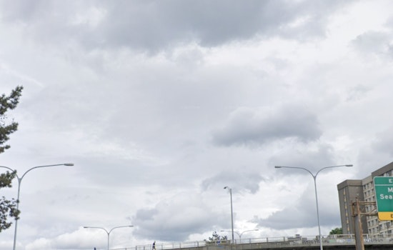 Seattle's Weather Rollercoaster, From Sunglasses to Umbrellas, Prepare for a Week of Meteorological Whiplash