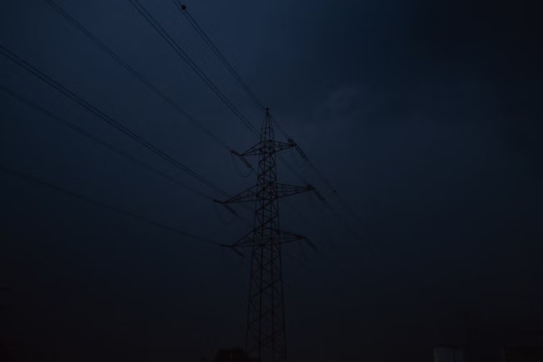 Severe Weather Causes Over 29,000 Power Outages in Northeast Ohio, Recovery Efforts Underway