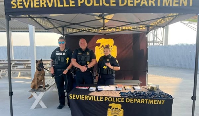 Sevierville Police Dive into Community Engagement at World's Largest Swim Lesson at Soaky Mountain