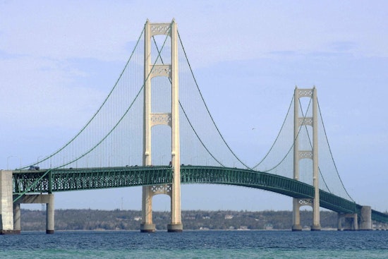 Smoke from Canadian Wildfires Shrouds Michigan's Mackinac Bridge, Prompting Alerts and Reducing Visibility