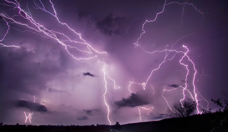 St. Louis on Alert for Severe Thunderstorms with Hail and Damaging Winds, NWS Advises Vigilance